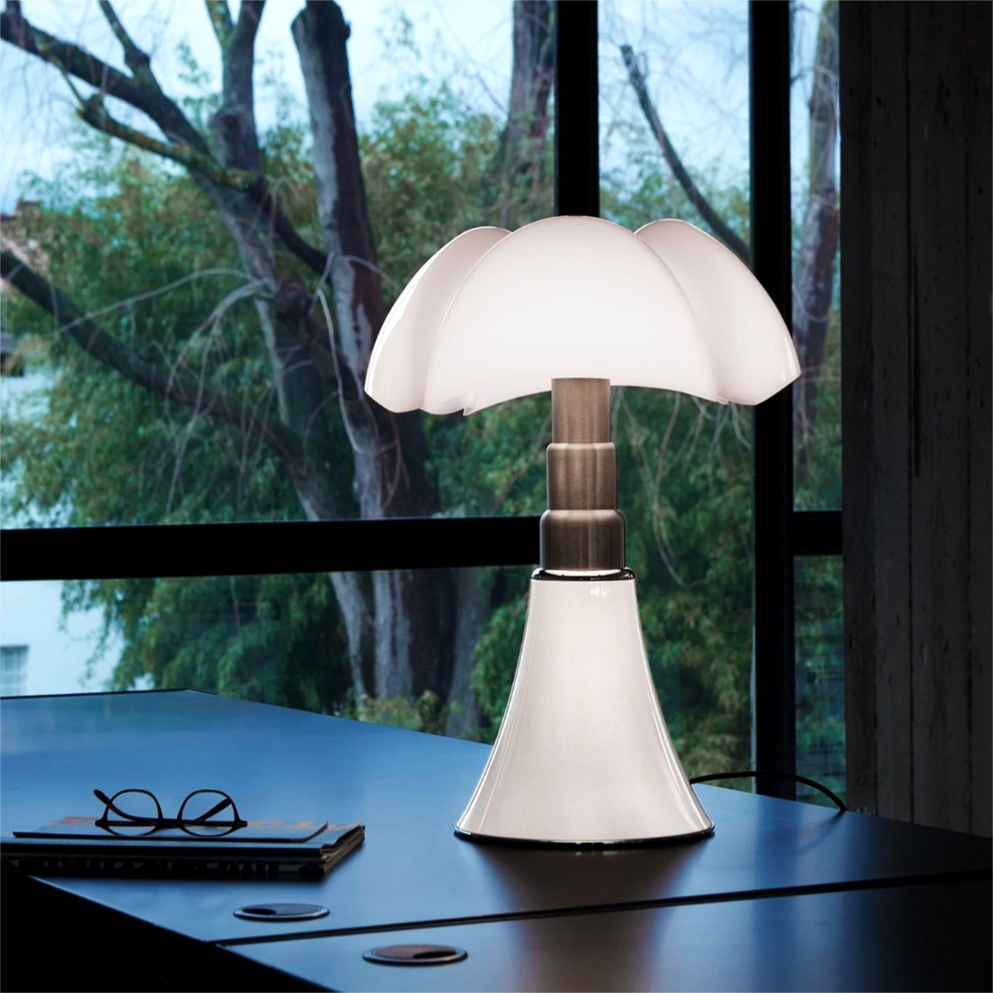 Lampe de table fleurie créative moderne émoussée